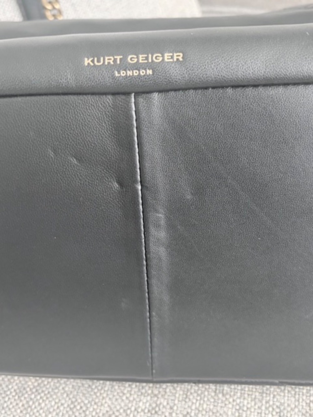 KURT GEIGER LONDON Kensington XXL Soft Quilted Leather Shoulder - Picture 4 of 4